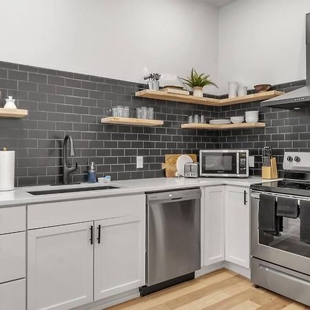 דירות באפלו Carriage House Loft - King Bed And Garage Parking מראה חיצוני תמונה